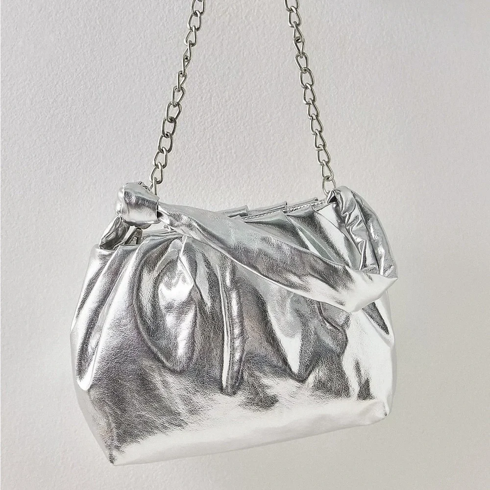 Free People Viva La Vegan Clutch - Picture 1 of 3